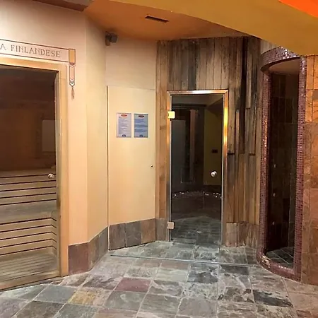Punta Maquignaz Отель 4*