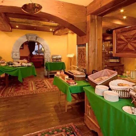 Punta Maquignaz מלון 4*