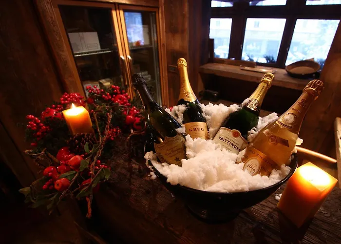 Punta Maquignaz 布勒伊-切尔维尼亚